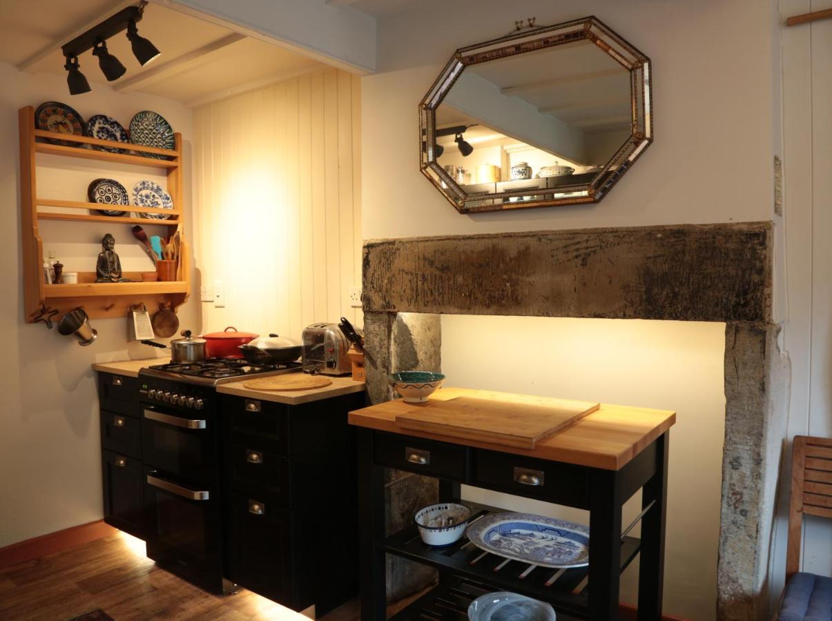 Beautiful Quiet Room In The Heart Of Holmfirth Exteriör bild