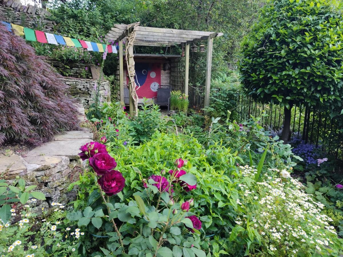Beautiful Quiet Room In The Heart Of Holmfirth Exteriör bild